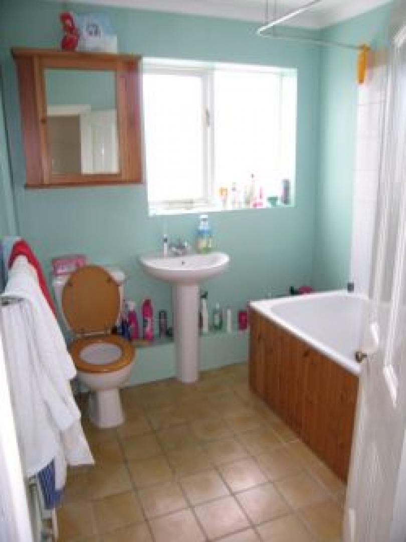 			1 Bedroom, 1 bath, 1 reception Flat			 Bayford Road, KENSAL GREEN NW10